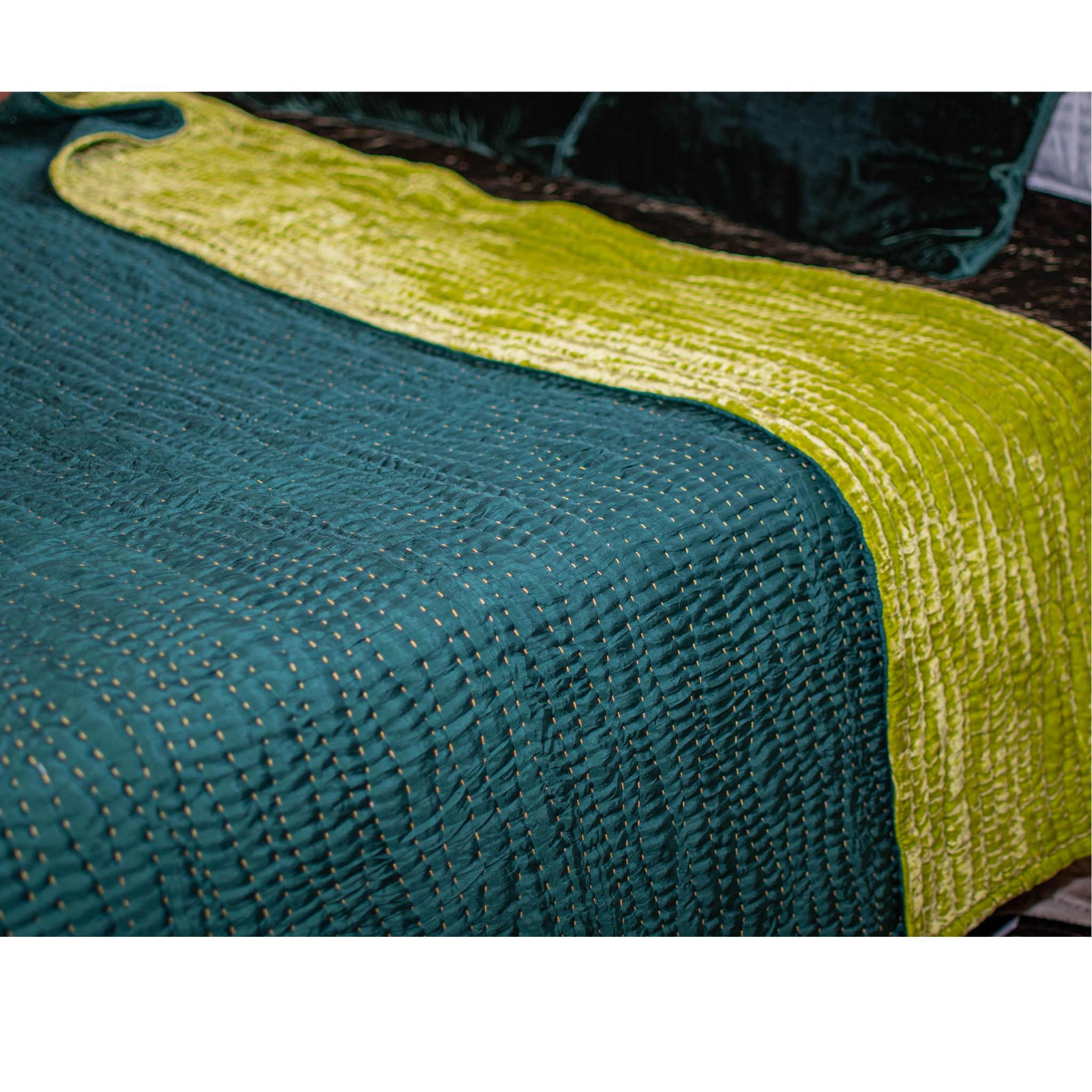 Willow Hand Stitched Bedspread-Grasshopper Silk Velvet & Green Forest Mulberry Silk