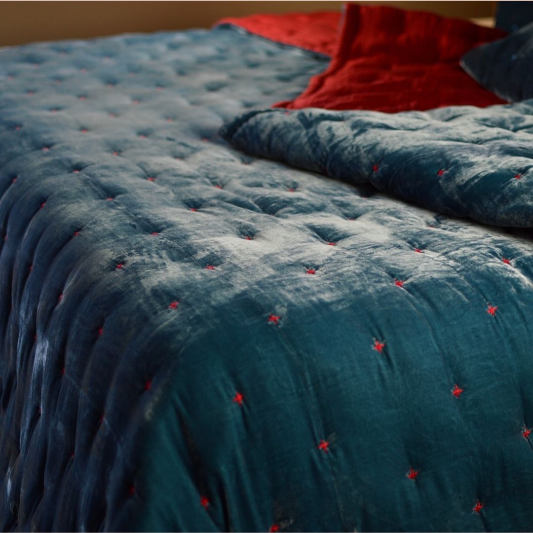 Starry Silk Velvet Quilted Coverlet Bedspread Duvet-Midnight Blue