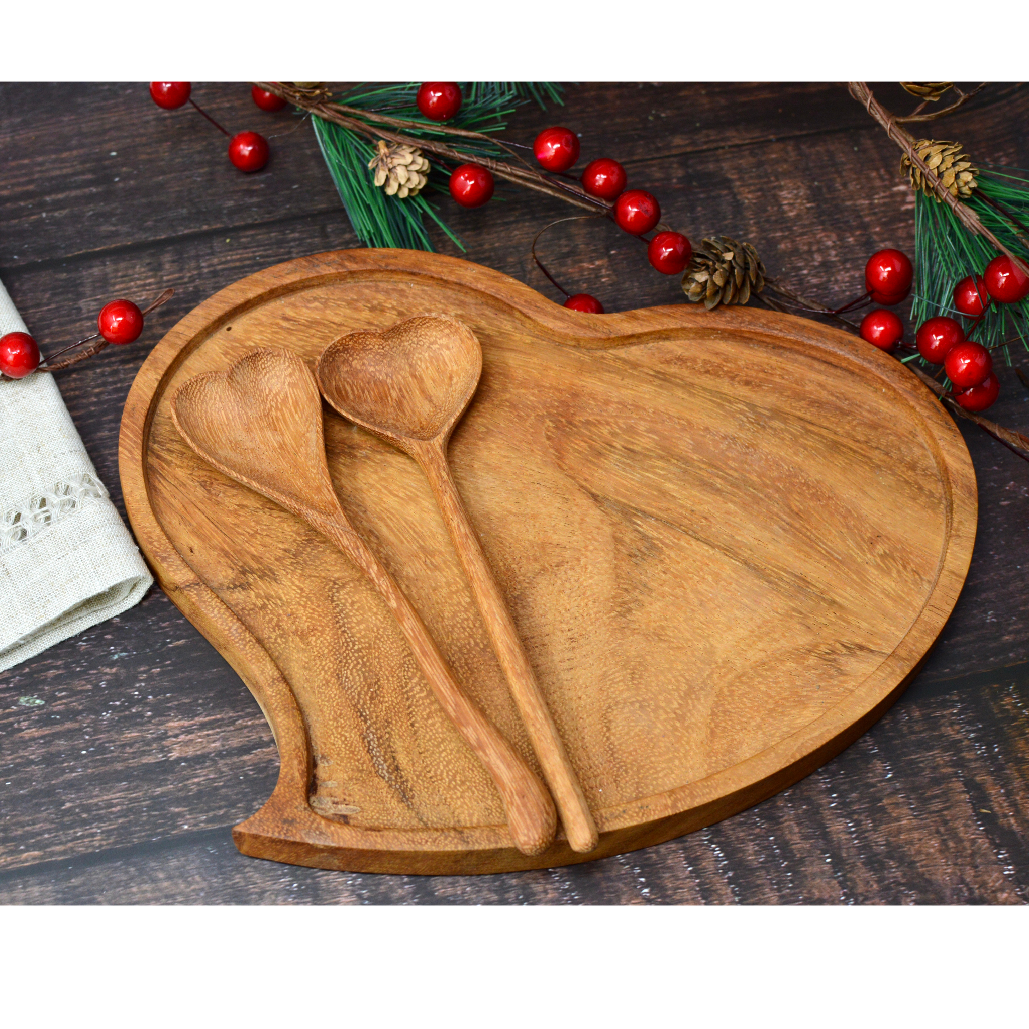 Handicraft Wooden Tray and Spoons- Rosewood-Heart