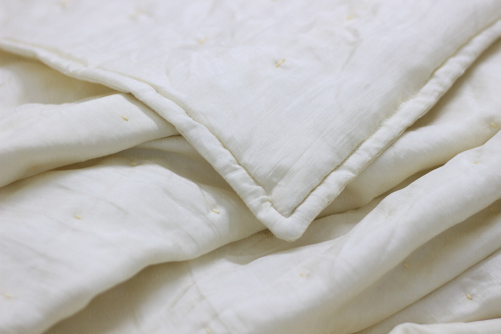 Mulberry Silk Floss Filled Duvet with Silk Cover - Summer Blanket - Custom weight for all season