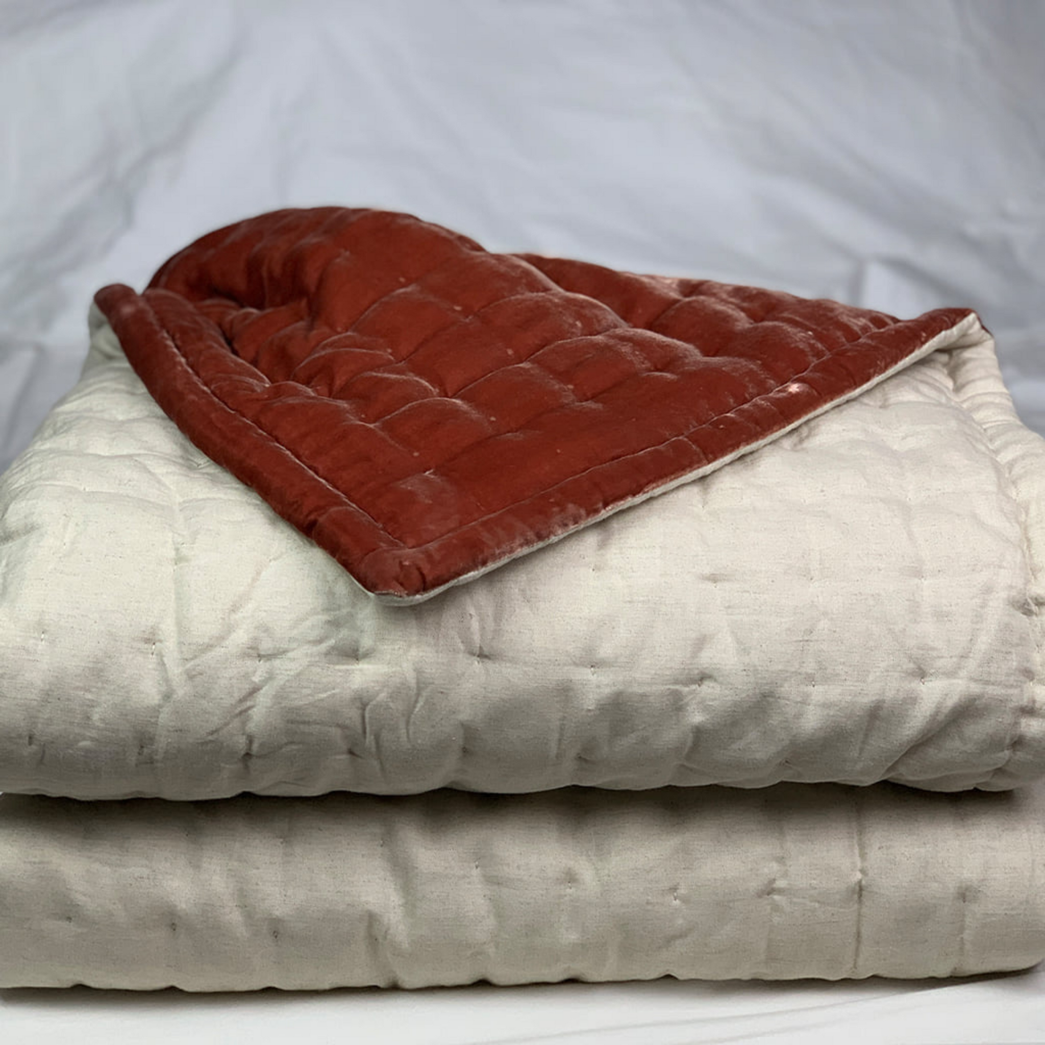 Sangria Silk Velvet/Tan Linen Blanket