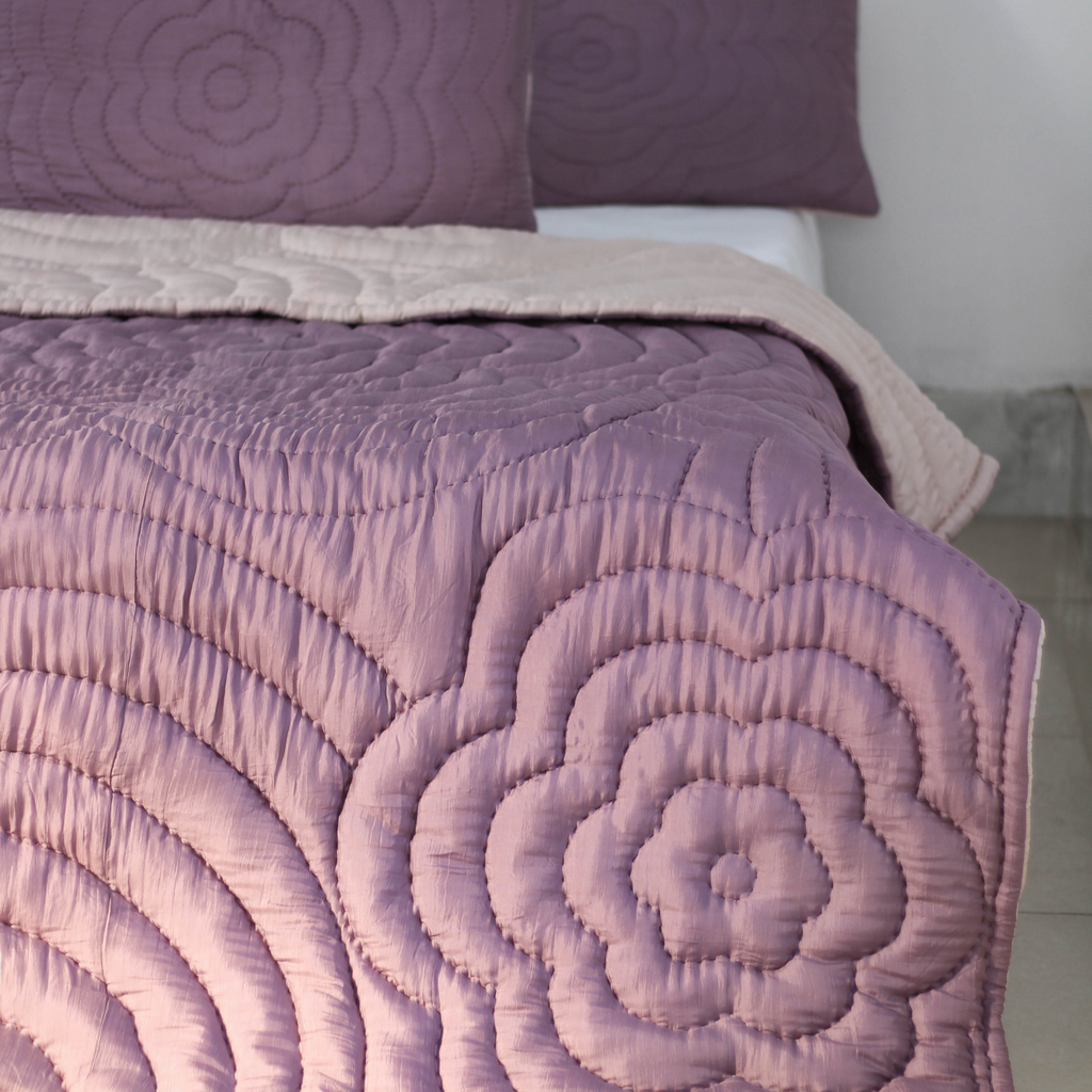 Lilac light purple silk duvet cover and silk pillowcases light weight spring blanket breathable