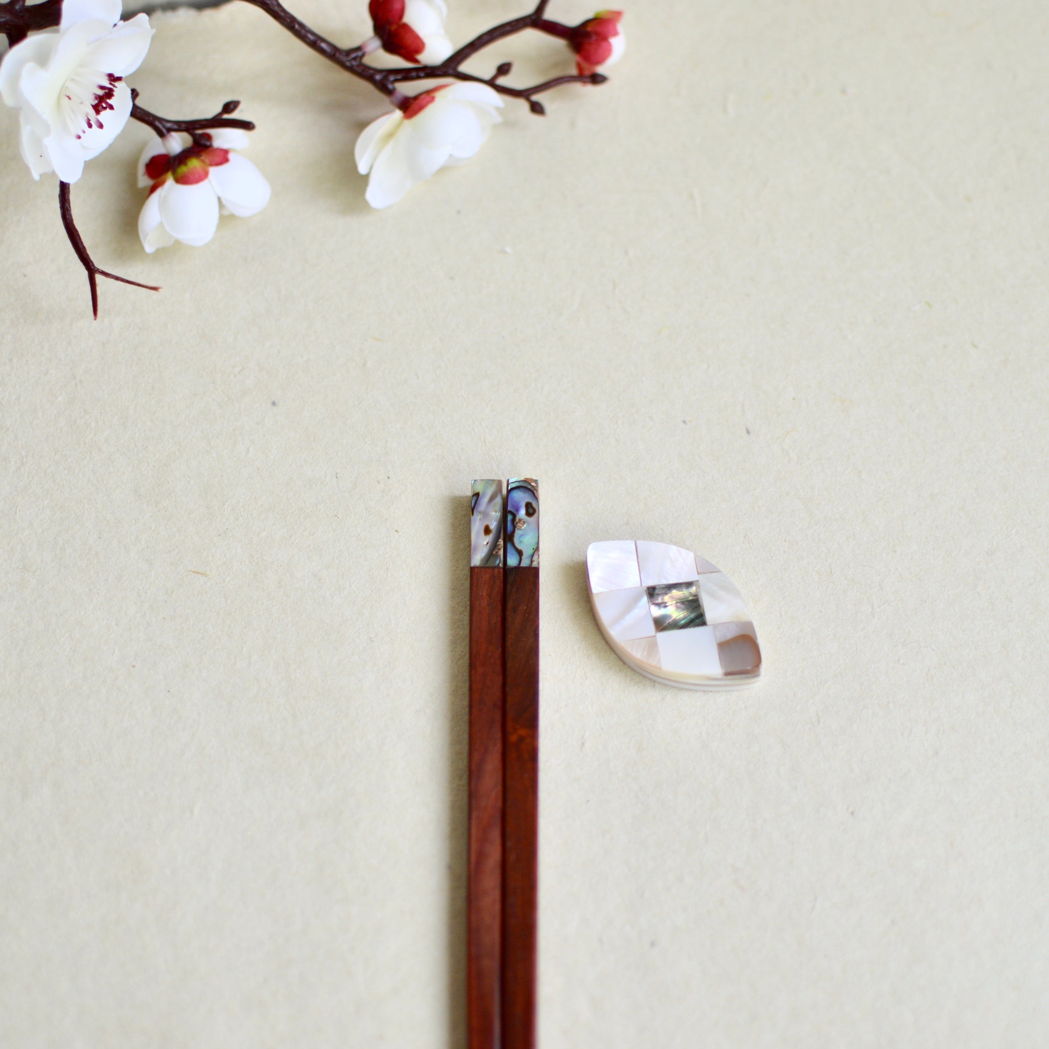 Chopstick Rest- Pearl Shell-Eye