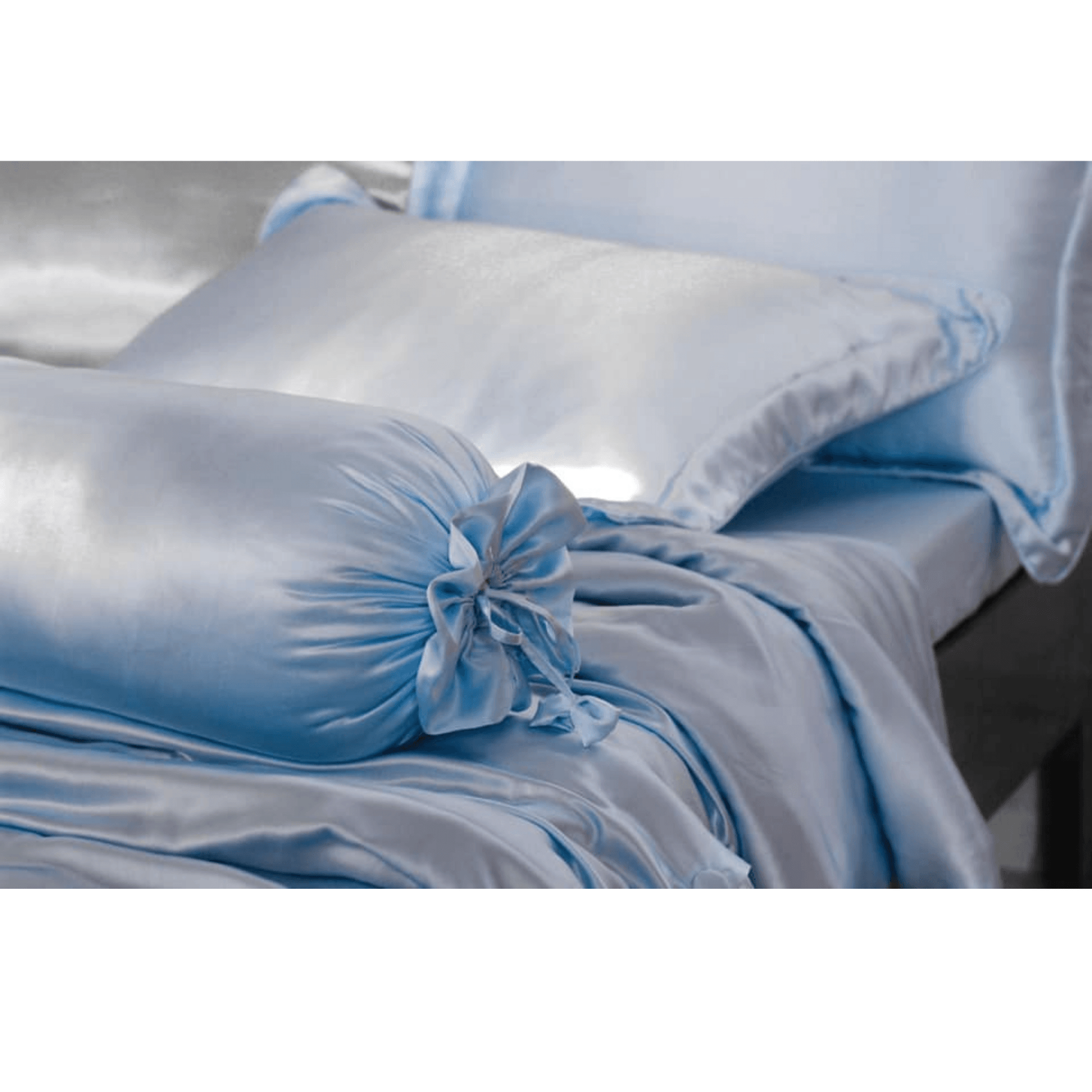 22 momme pale blue silk duvet cover silk pillowcases Luala Silk