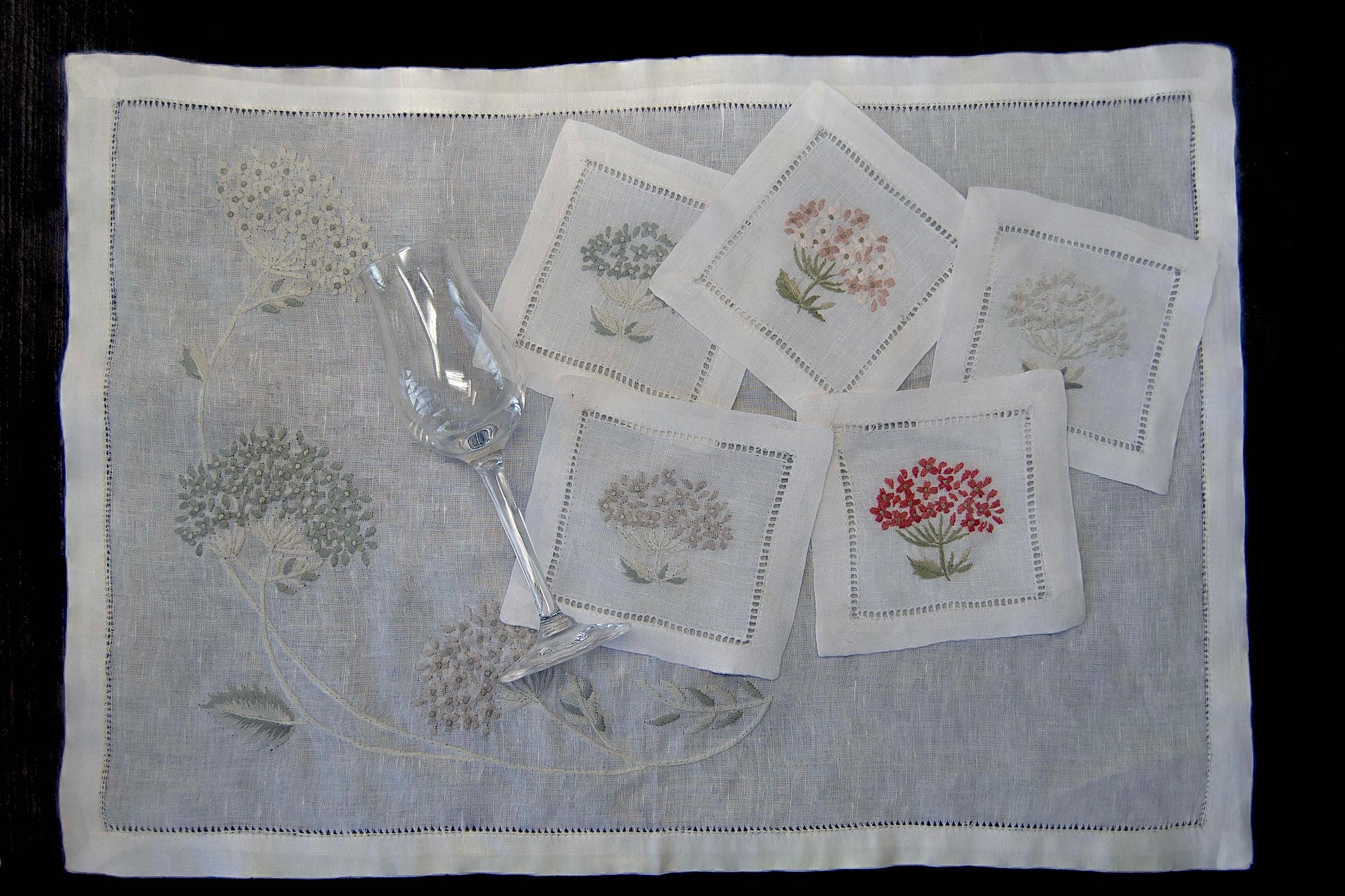 Hand embroidered Linen Placemat and Napkin set-Hydrangea Embroidery