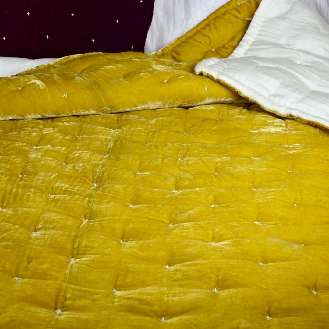 Starry Silk Velvet Quilt and Shams-Gold Field Silk Velvet
