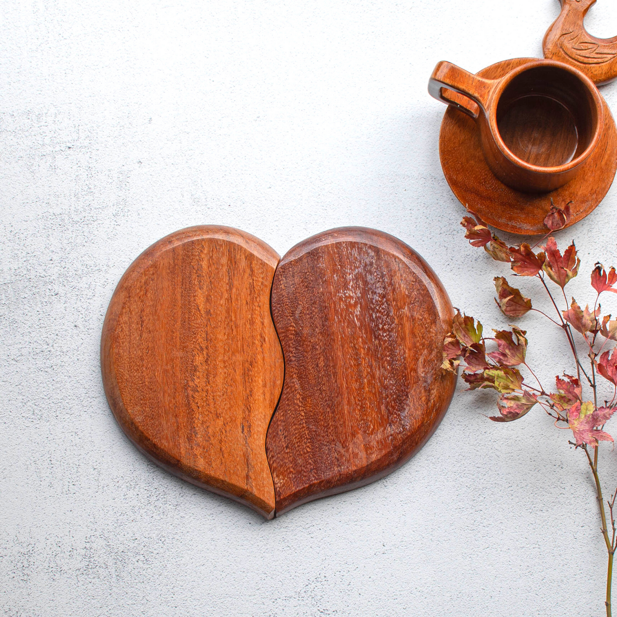 Wooden Tray-Heart shape-Rosewood
