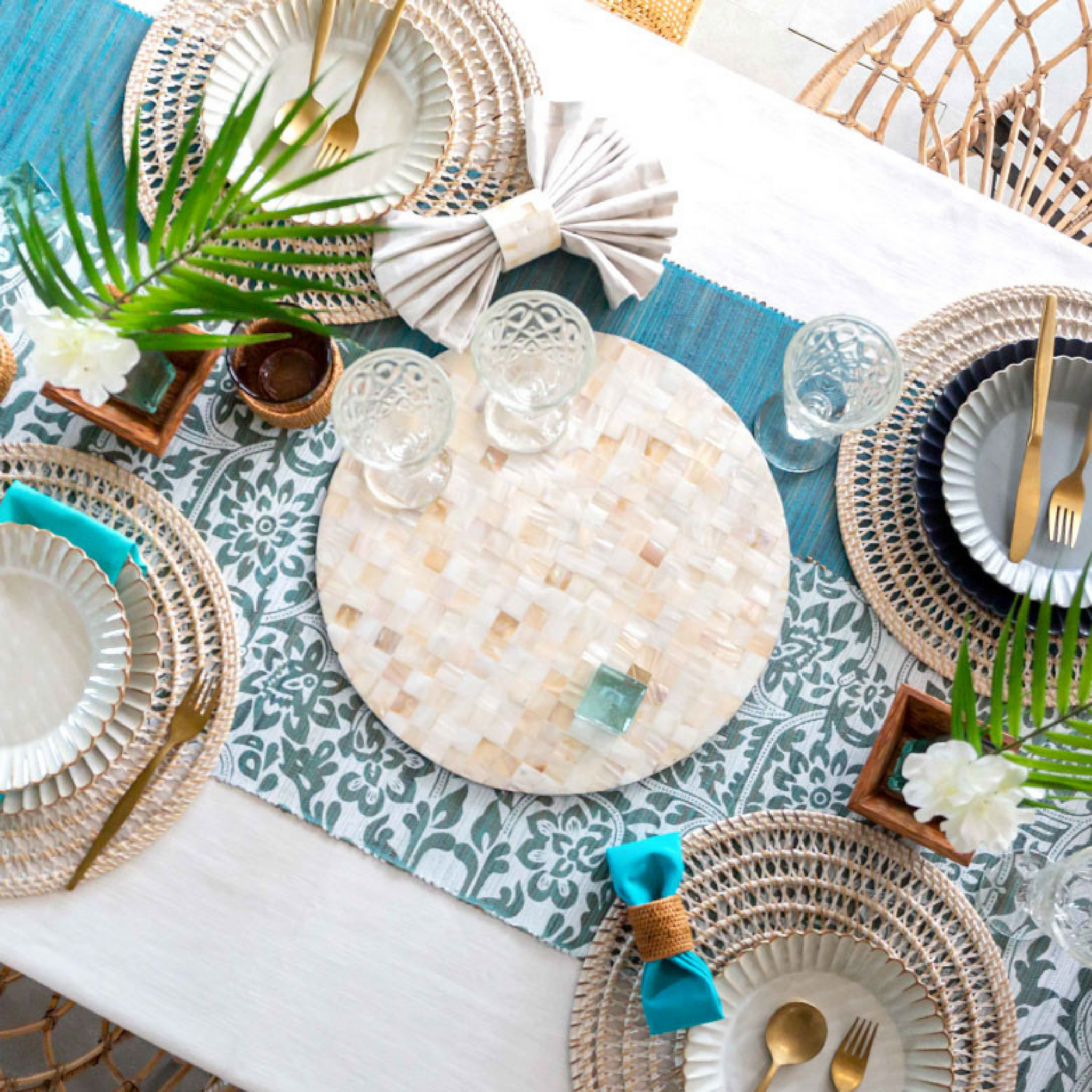 Mother of Pearl Placemat- Round Tray
