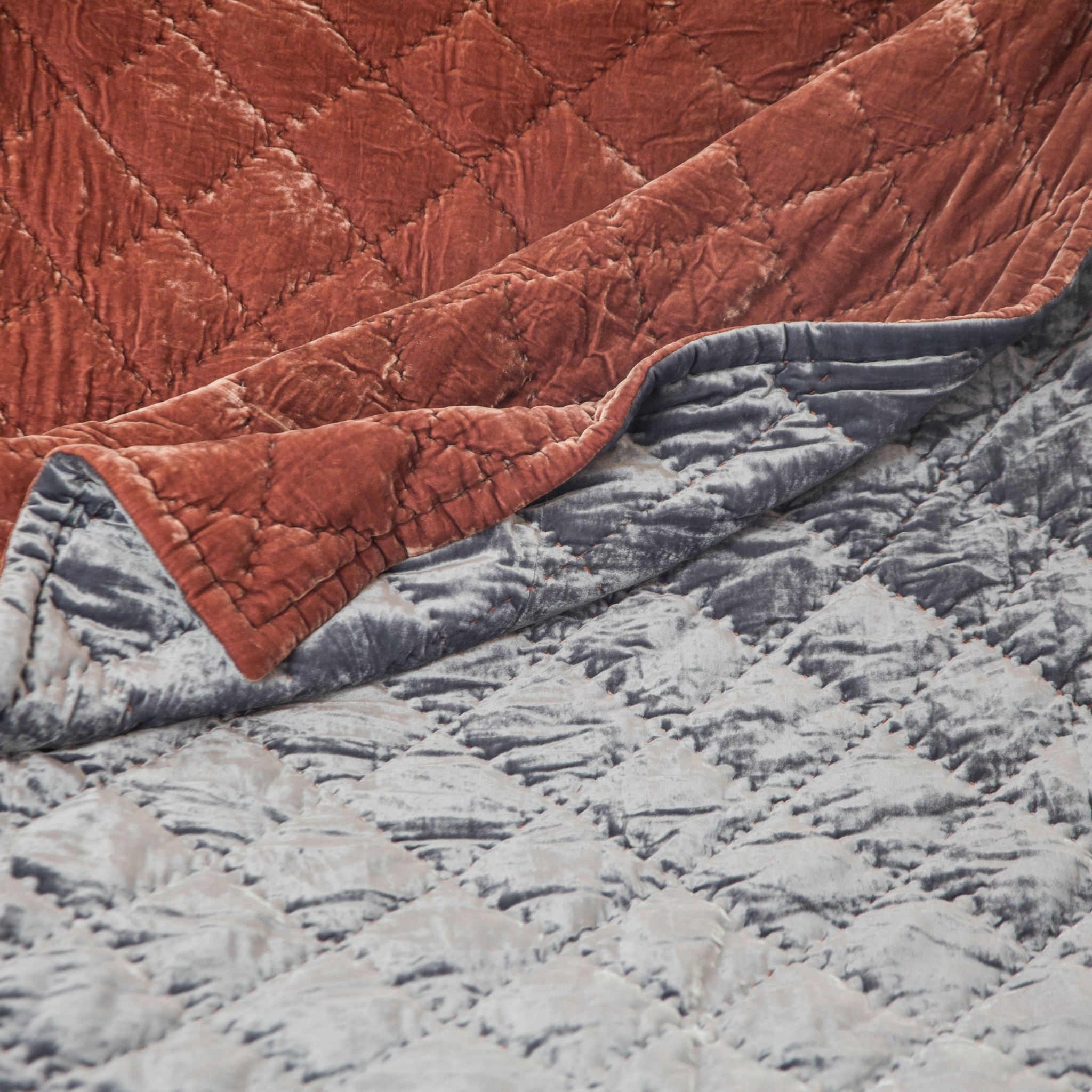 Silk Velvet Comforter Set - Quilt & Pillow - Diamond Hand Stitching- Sangria & Slate Gray