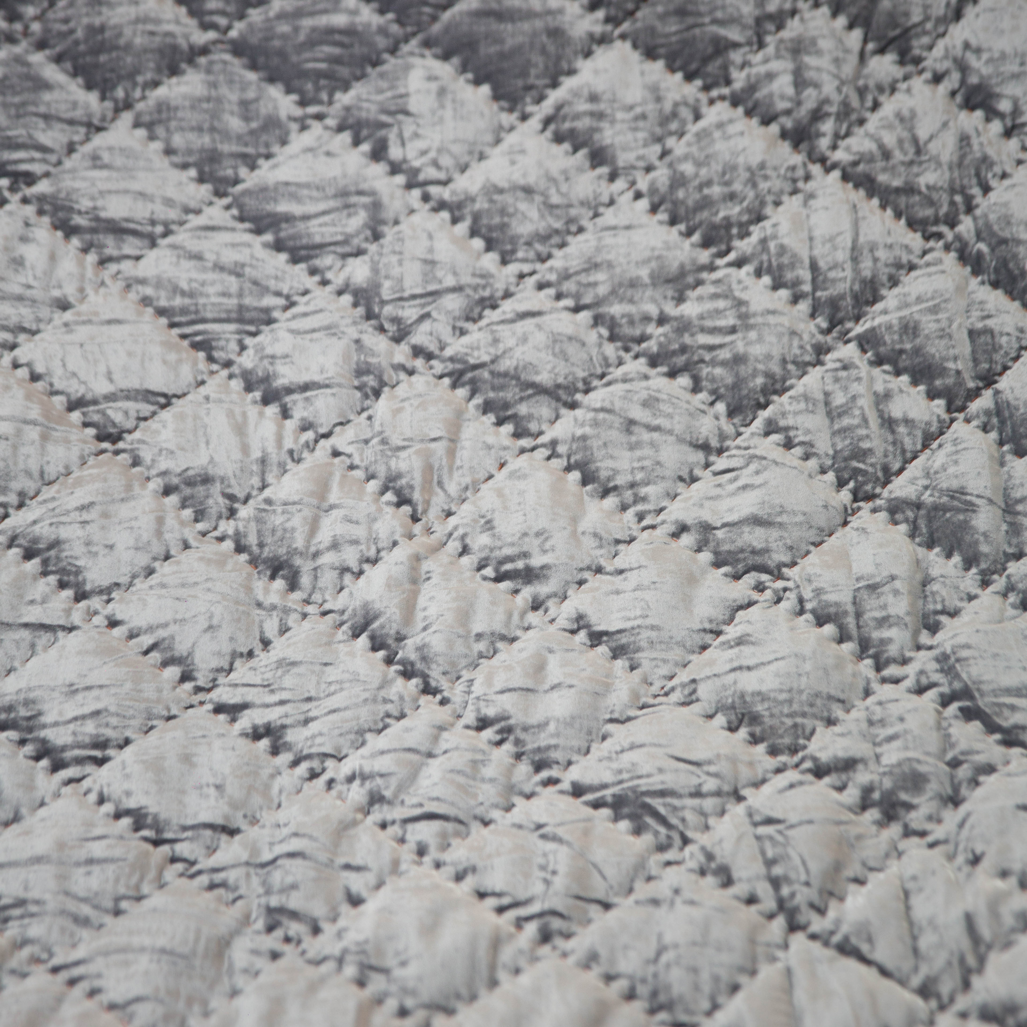Silk Velvet Comforter Set - Quilt & Pillow - Diamond Hand Stitching- Sangria & Slate Gray