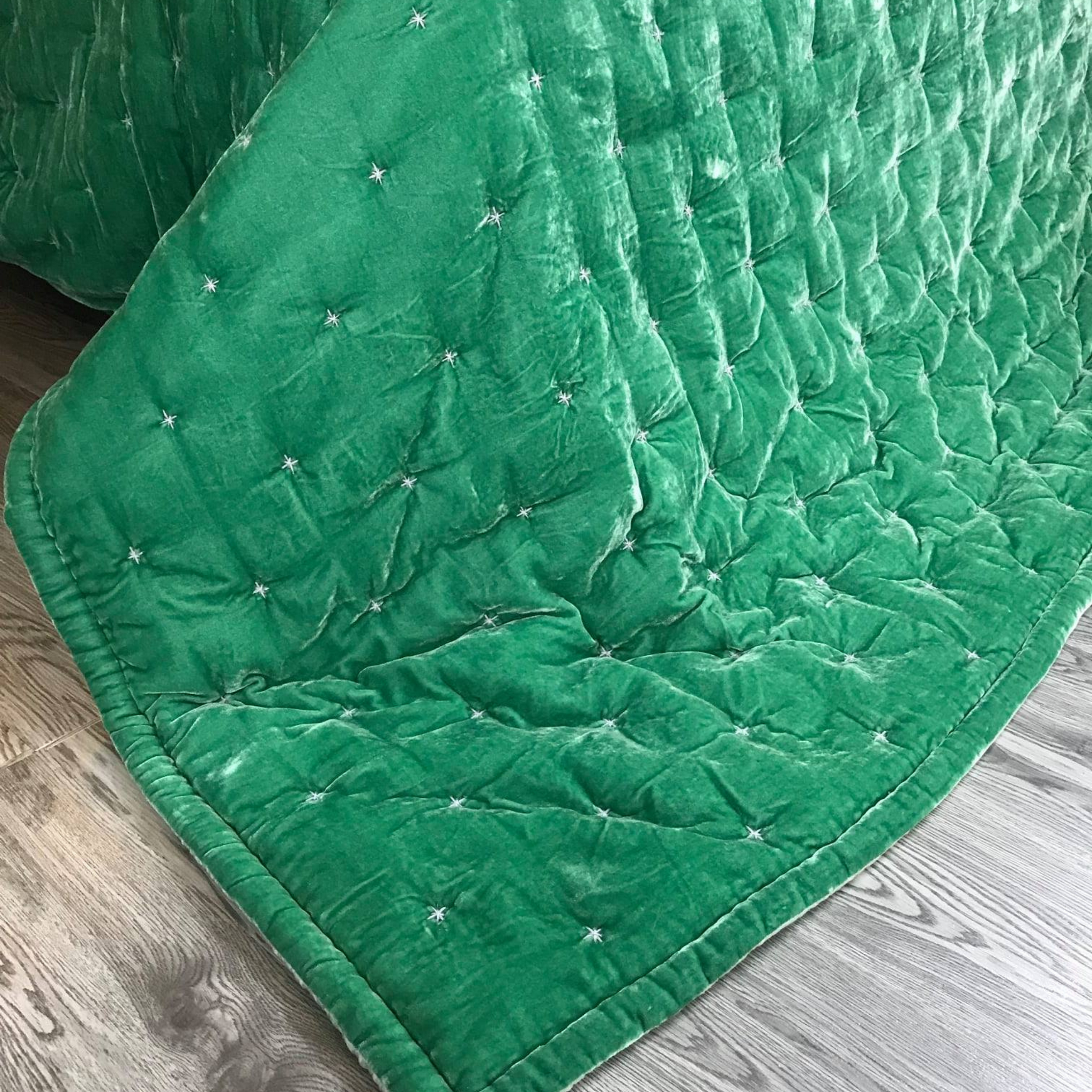 Silk Velvet Blanket Hand Quilted - Starry Hand Stitching- Emerald