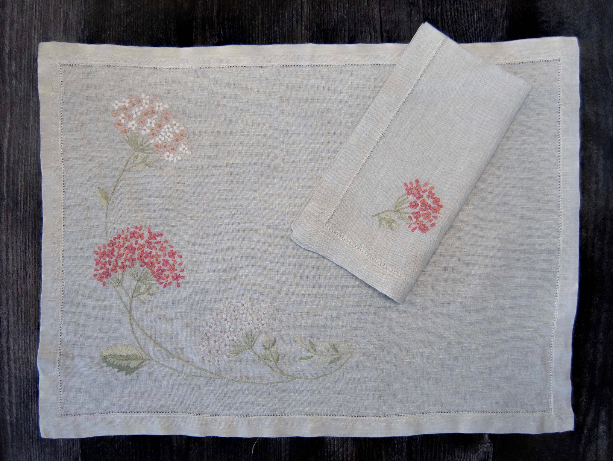 Hand embroidered Linen Placemat and Napkin set-Hydrangea Embroidery