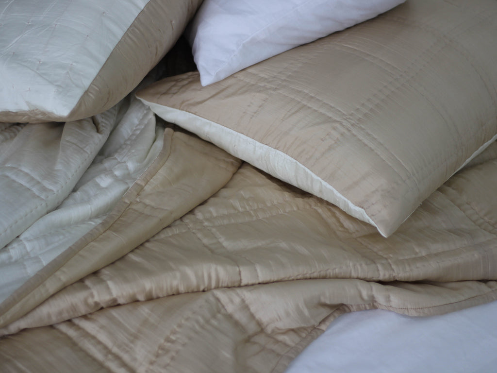 Hand Quilted Silk Duvet Comforter Bedspread Queen King Custom Oversize