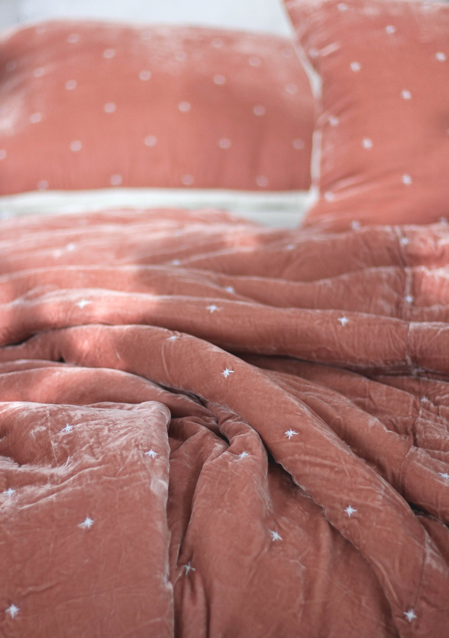 Silk Velvet Quilt and Pillowcases-Salmon-Starry