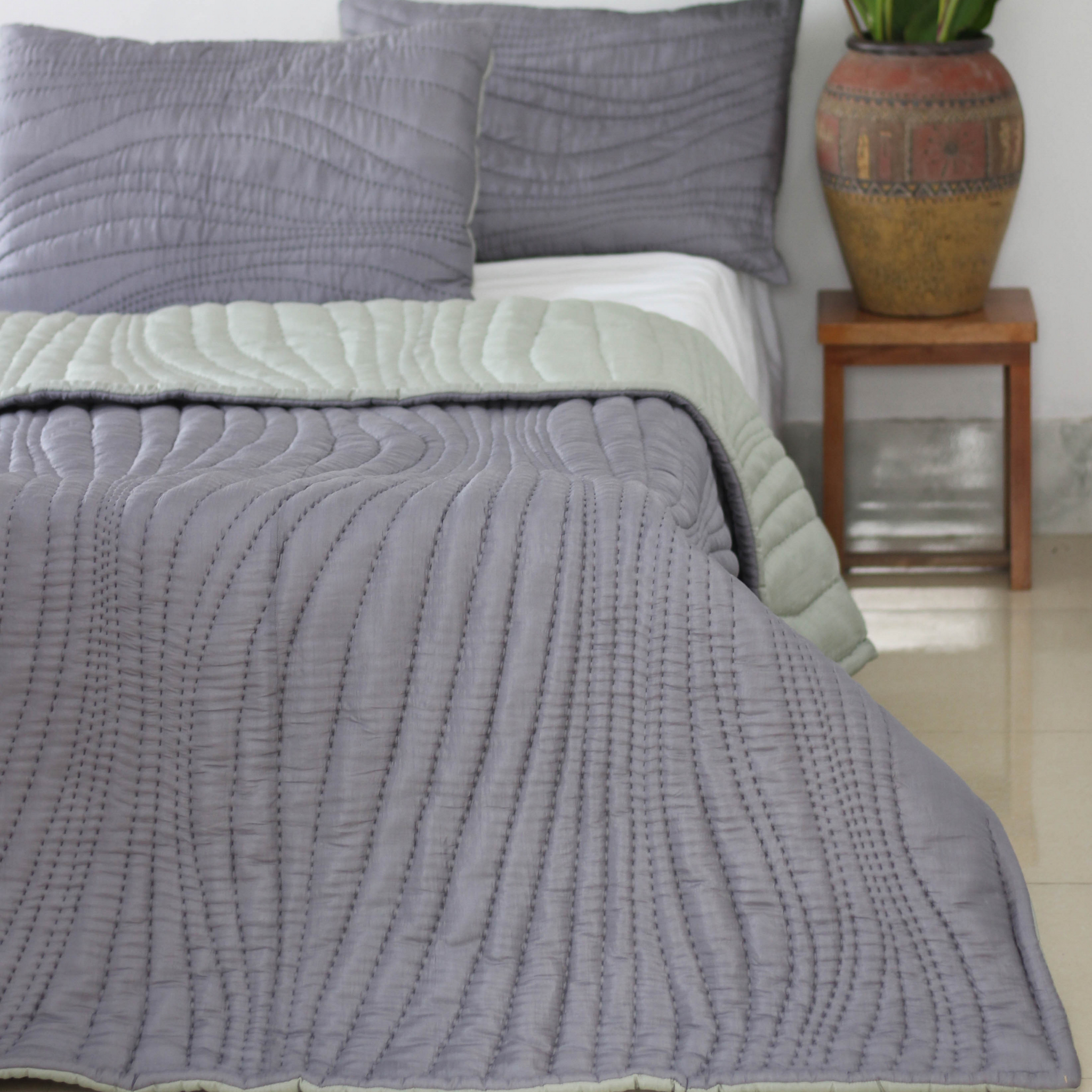 Mulberry Silk Hand Quilted Comforter Set-Sand Dunes-Gray