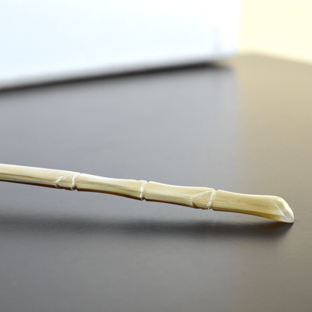 Buffalo Horn Spoons-Bamboo Handle-Blond - Luala Silk